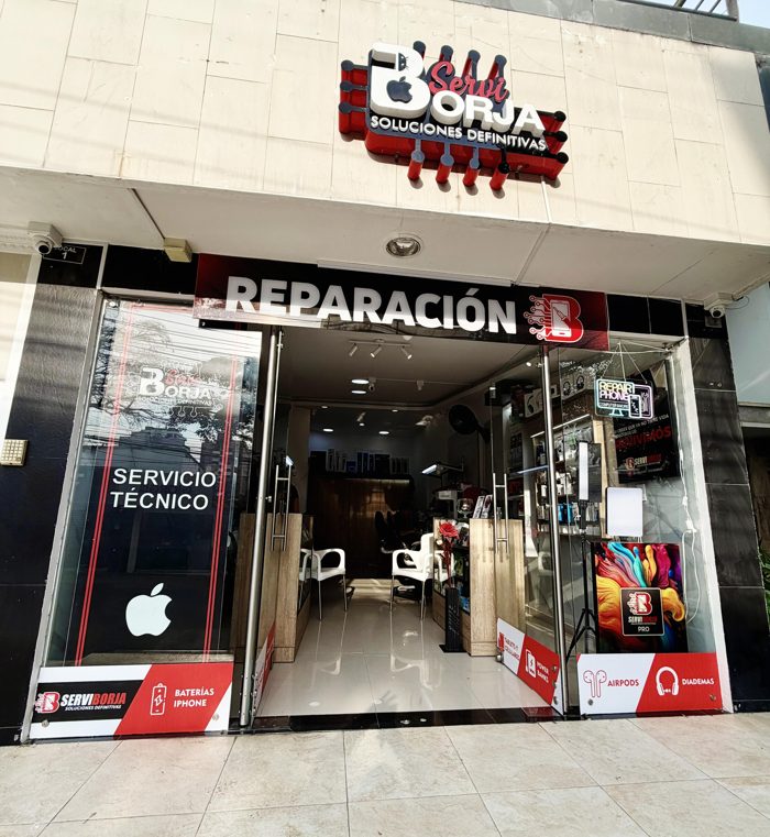 Fachada del local de ServiBorja en Cabecera del Llano
